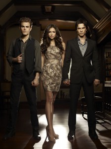 Vampire-Diaries-Season-2-Promotional-Photo-HQ-damon-and-elena